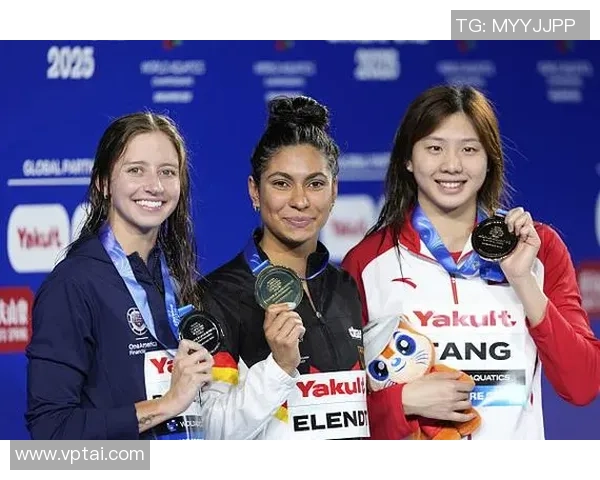 2025年世界排名前十女足球星盘点与未来发展潜力分析