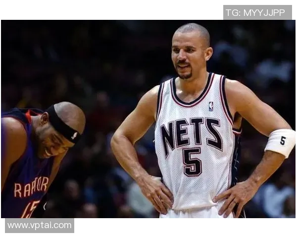 五号球衣上的传奇人物：盘点足球场上的五号球星及其精彩瞬间